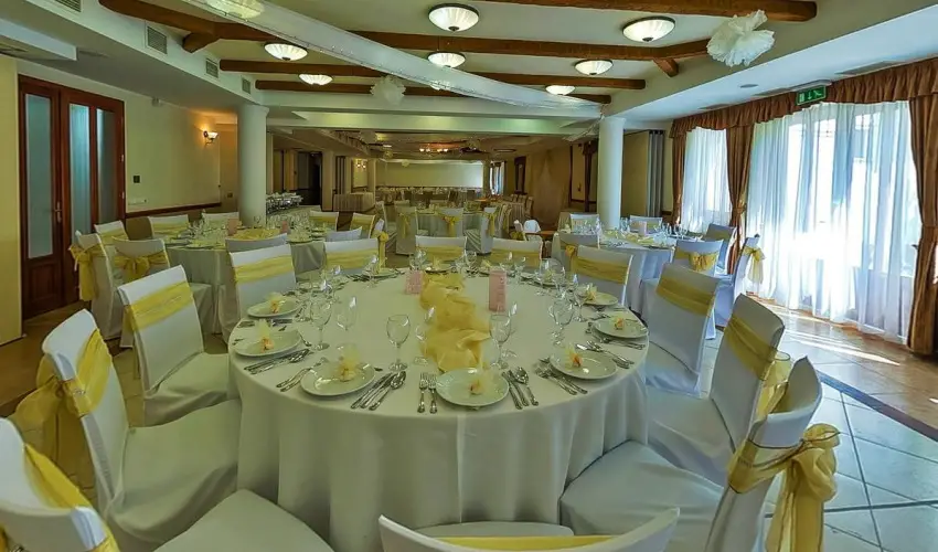 Geréby Kúria Hotel és Lovasudvar Lajosmizse - Pünkösd