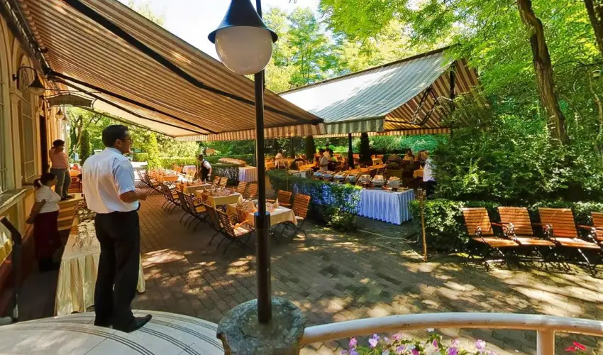 Geréby Kúria Hotel és Lovasudvar Lajosmizse - Pünkösd