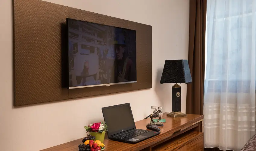 Golden Ball Club Hotel Gyr - Pnksd