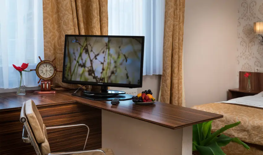 Golden Ball Club Hotel Gyr - Pnksd