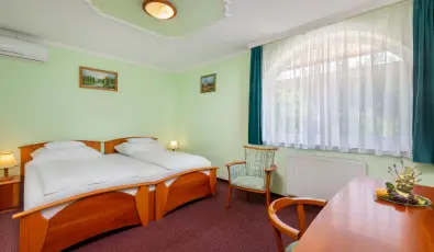 Gosztola Gy�ngye-az erd� sz�llod�ja Gosztola