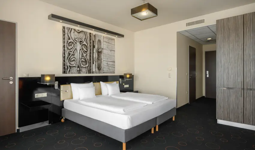 Gotthard Therme Hotel Szentgotth�rd - P�nk�sd - teljes el�refizet�ssel (min. 2 �j)