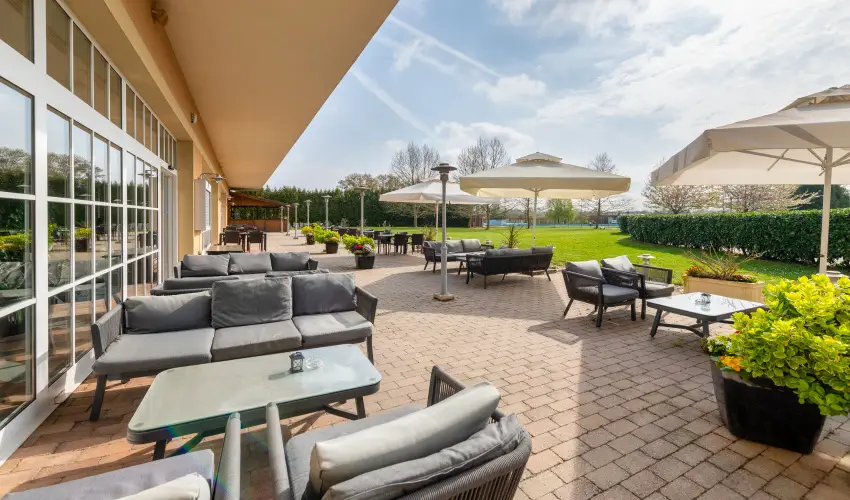 Gotthard Therme Hotel Szentgotth�rd - P�nk�sd - teljes el�refizet�ssel (min. 2 �j)