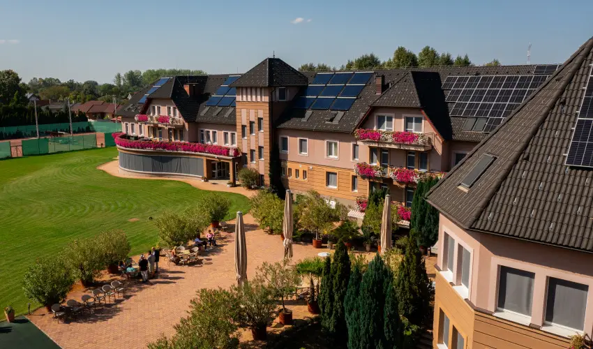 Granada Konferencia Wellness s Sport Hotel Kecskemt - Pnksd 