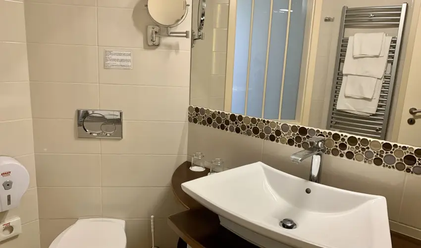 Granada Konferencia Wellness s Sport Hotel Kecskemt - Pnksd 