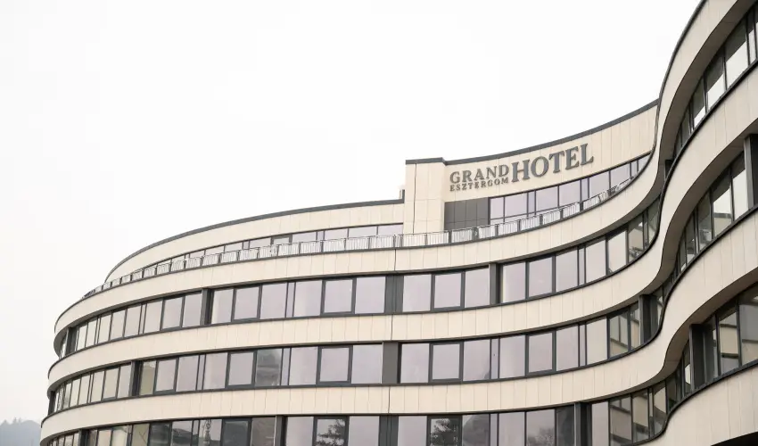 Grand Hotel Esztergom Esztergom - Pnksd (min. 2 j)