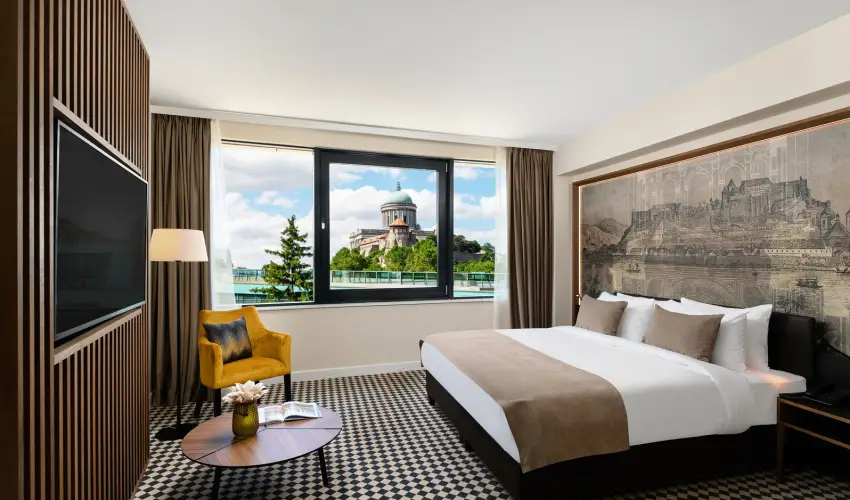 Grand Hotel Esztergom Esztergom - Pnksd (min. 2 j)