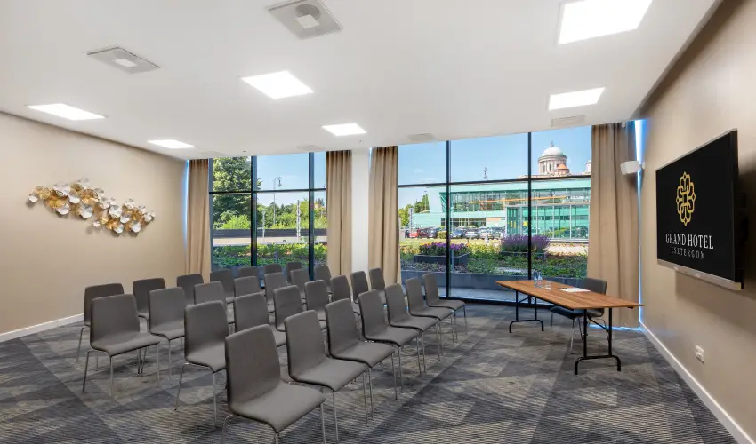 Grand Hotel Esztergom Esztergom - Pnksd (min. 2 j)