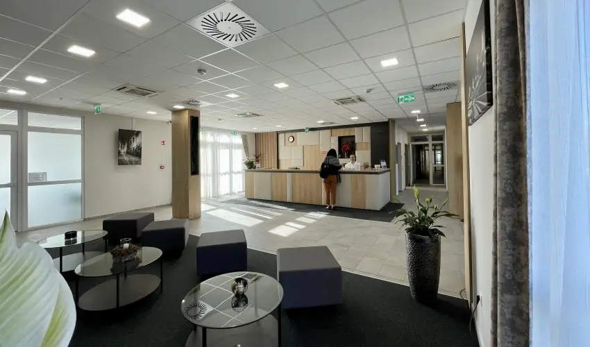 Gyirmt Sport & Wellness Hotel Gyr - Pnksd 