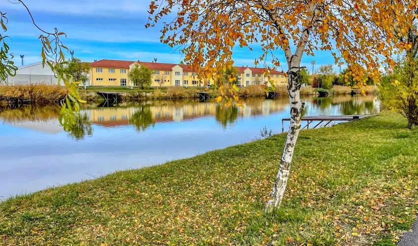 Gyirmt Sport & Wellness Hotel Gyr - Pnksd 