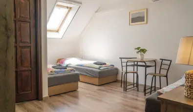 Gyulavez�r-Csob�nci Pihen� Vend�gh�z Gyulakeszi