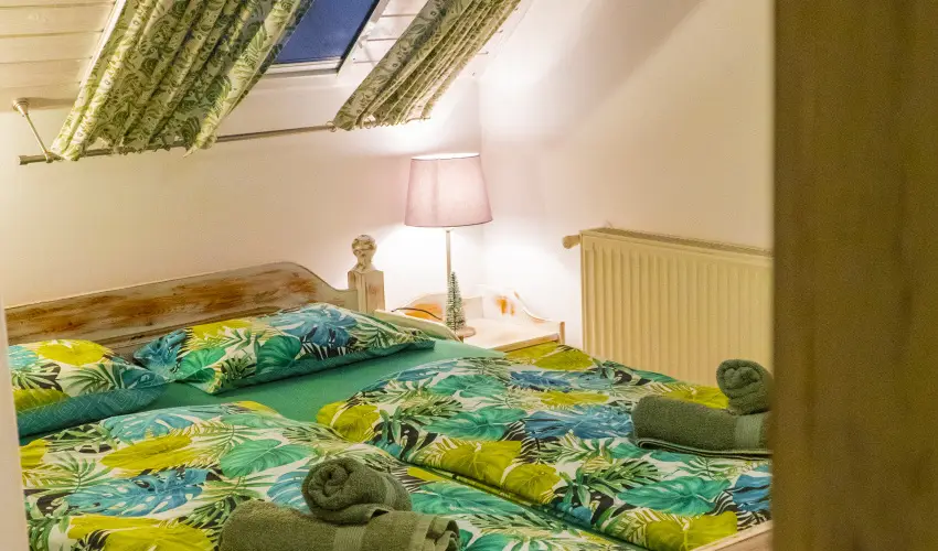 Gyulavez�r Lovasbirodalma Panzi�  Gyulakeszi - P�nk�sd (min. 2 �j)