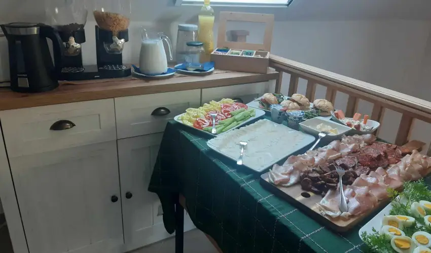 Gyulavez�r Lovasbirodalma Panzi�  Gyulakeszi - P�nk�sd (min. 2 �j)