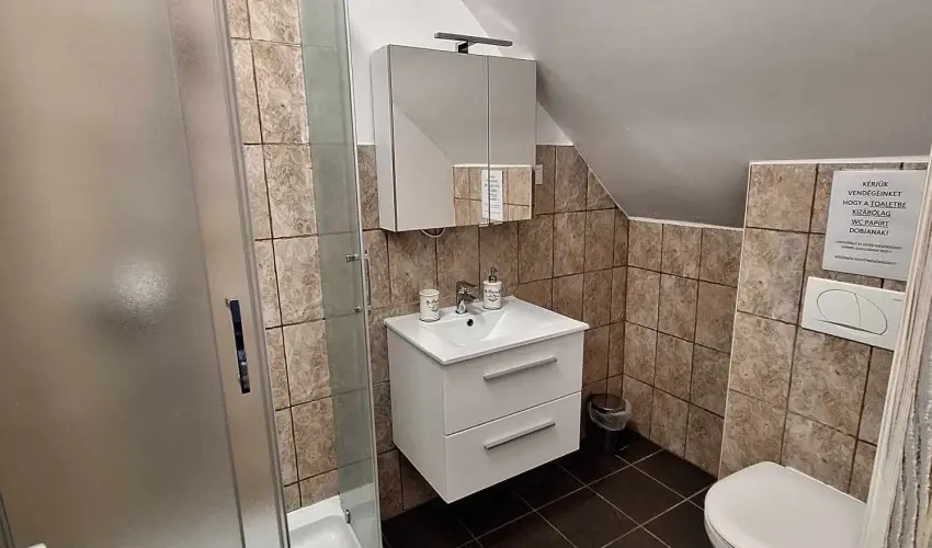 Gyulavez�r Lovasbirodalma Panzi�  Gyulakeszi - P�nk�sd (min. 2 �j)