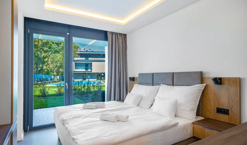 H55 Balatonlelle Apartmanhzak Balatonlelle - Pnksd (min. 2 j)