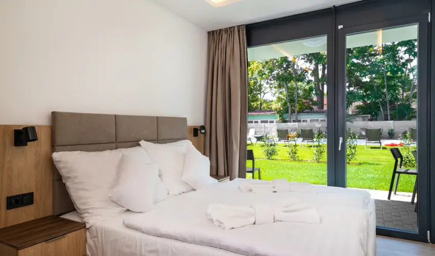 H55 Balatonlelle Apartmanhzak Balatonlelle - Pnksd (min. 2 j)