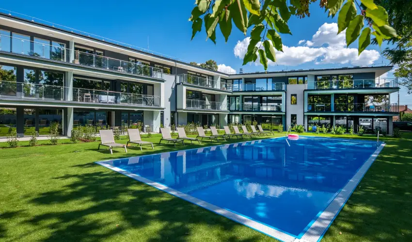 H55 Balatonlelle Apartmanhzak Balatonlelle - Pnksd (min. 2 j)