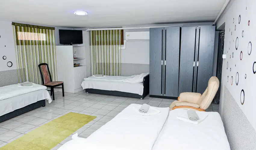 Hajnal Apartman Hajdszoboszl - Pnksd (min. 2 j)