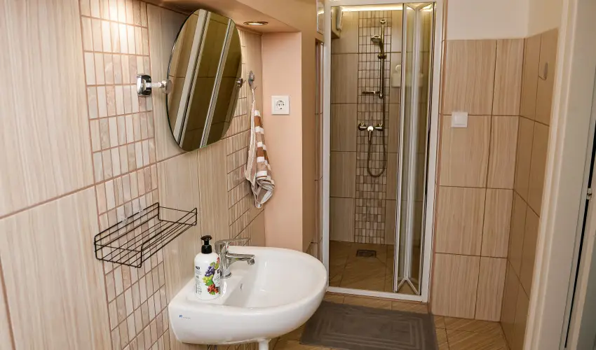 Hajnal Apartman Hajdszoboszl - Pnksd (min. 2 j)