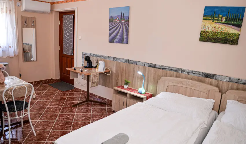 Hajnal Apartman Hajdszoboszl - Pnksd (min. 2 j)