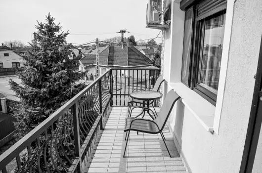 Hajnal Apartman - P�nk�sd (min. 2 �j)