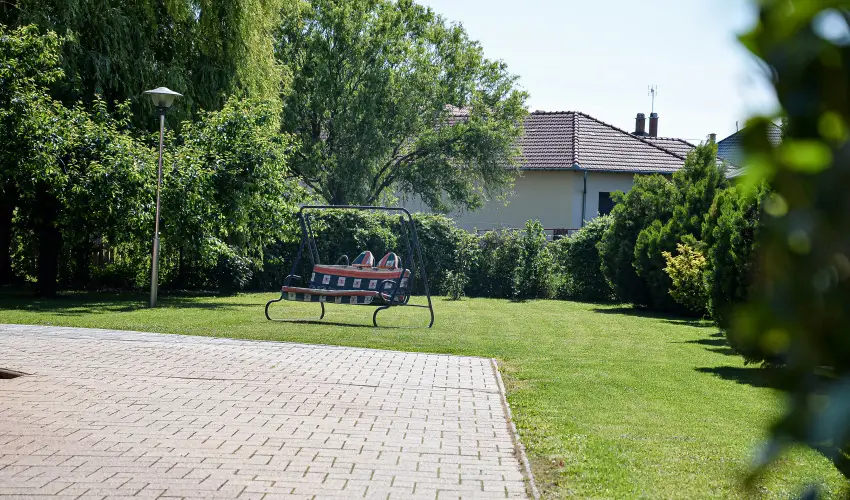 Hajnal Apartman Hajdszoboszl - Pnksd (min. 2 j)