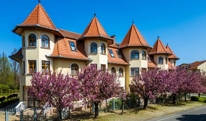 Hajd� Kast�ly Hotel Hajd�szoboszl� - P�nk�sd (min. 2 �j)