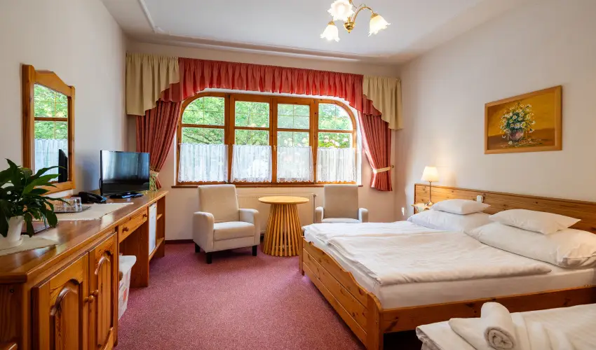 Hajd� Kast�ly Hotel Hajd�szoboszl� - P�nk�sd (min. 2 �j)
