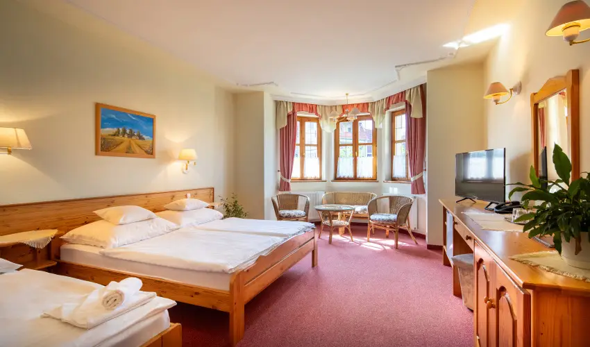 Hajd� Kast�ly Hotel Hajd�szoboszl� - P�nk�sd (min. 2 �j)