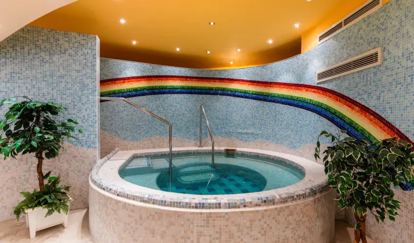 Hajd� Kast�ly Hotel Hajd�szoboszl� - P�nk�sd (min. 2 �j)