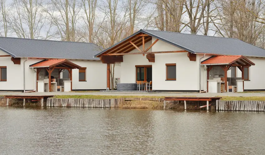 Haleszi Apartman P�teri - P�nk�sd (min. 3 �j)