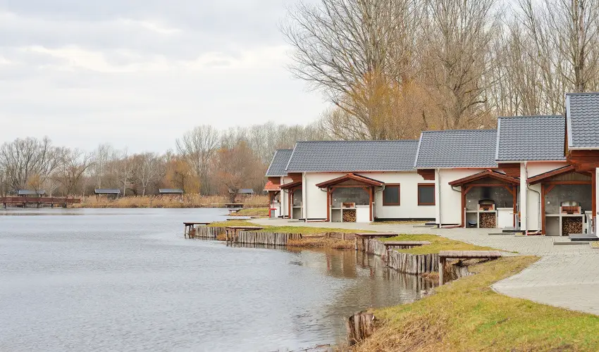 Haleszi Apartman P�teri - P�nk�sd (min. 3 �j)