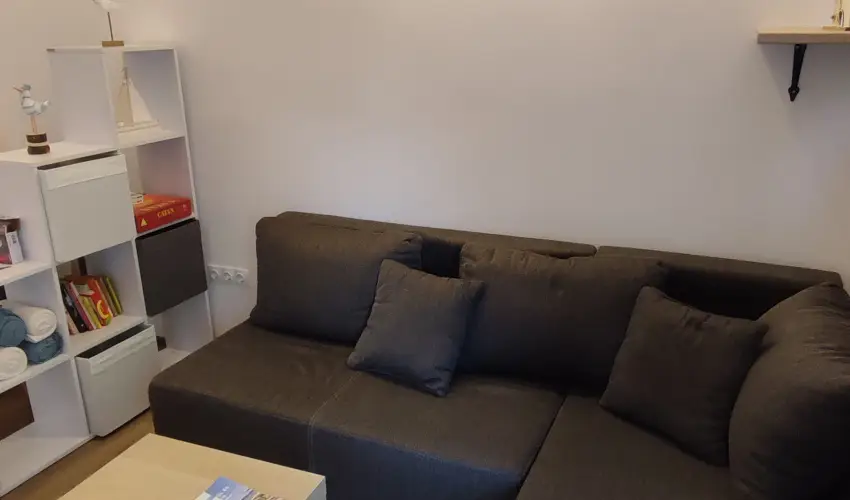 Hanga-lak Velence - Pnksd (min. 2 j)