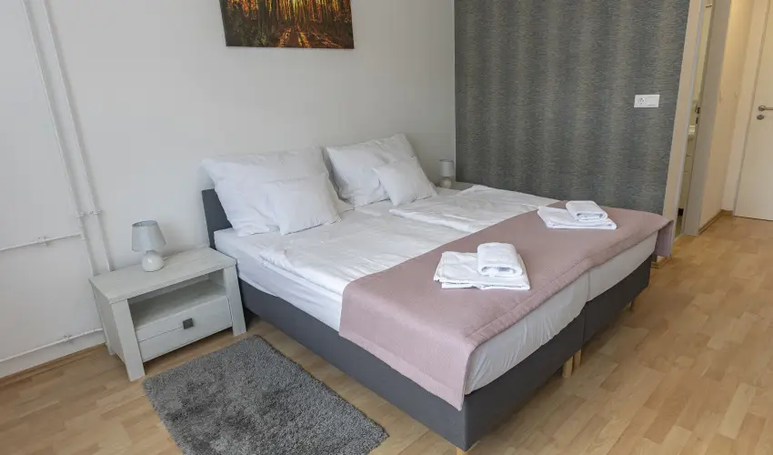 Harangtorony Sz�ll� K�szeg - P�nk�sd