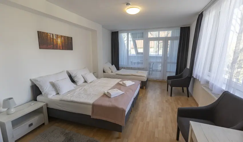 Harangtorony Sz�ll� K�szeg - P�nk�sd
