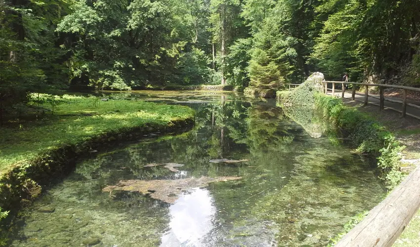 Aliz Villa Szilv�sv�rad - P�nk�sd (min. 2 �j)