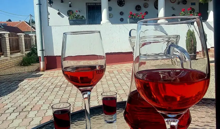 Harmony Vend�gh�z Egerszal�k - P�nk�sd