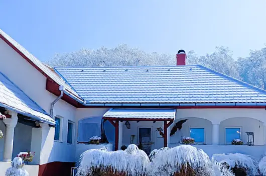 Harmony Vend�gh�z - P�nk�sd