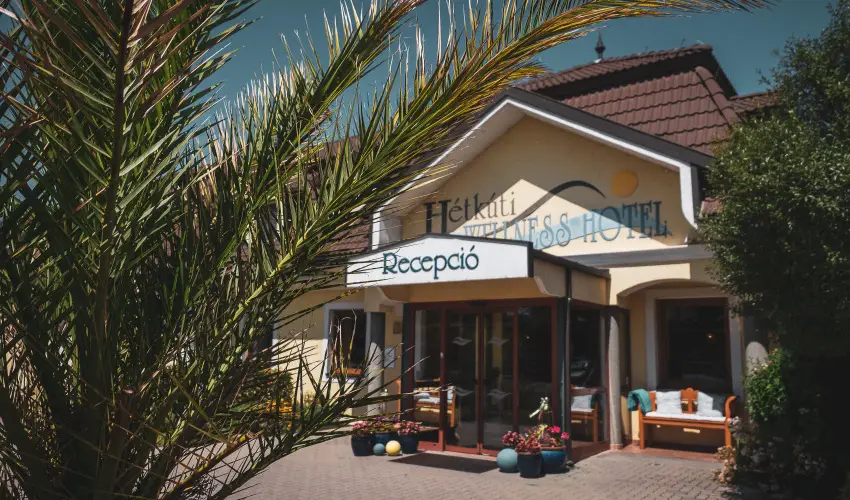 Hétkúti Wellness Hotel & Lovaspark Mór - Pünkösd