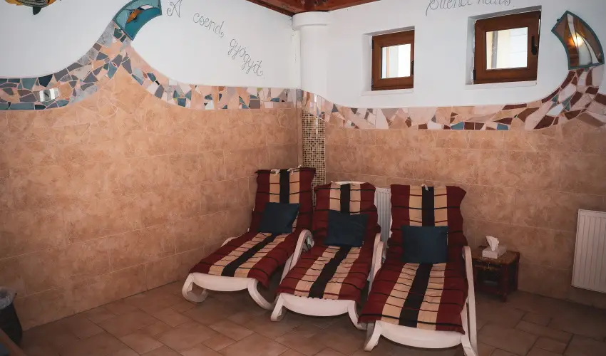 Hétkúti Wellness Hotel & Lovaspark Mór - Pünkösd
