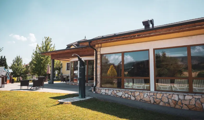 Hétkúti Wellness Hotel & Lovaspark Mór - Pünkösd