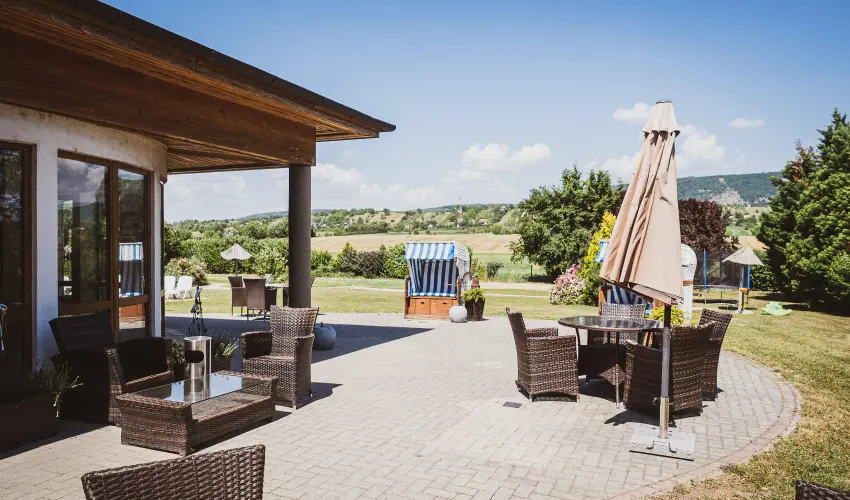 Hétkúti Wellness Hotel & Lovaspark Mór - Pünkösd