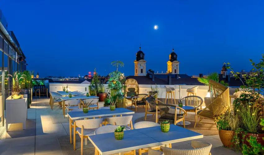 Hilton Garden Inn Debrecen City Center  Debrecen - P�nk�sd