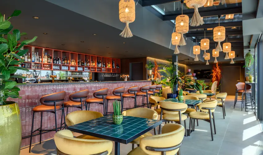 Hilton Garden Inn Debrecen City Center  Debrecen - P�nk�sd