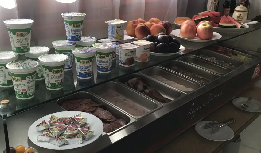 H�forr�s �d�l�- �s Lak�ssz�vetkezet Gyula - P�nk�sd