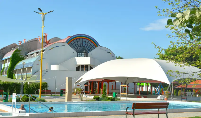 H�forr�s �d�l�- �s Lak�ssz�vetkezet Gyula - P�nk�sd