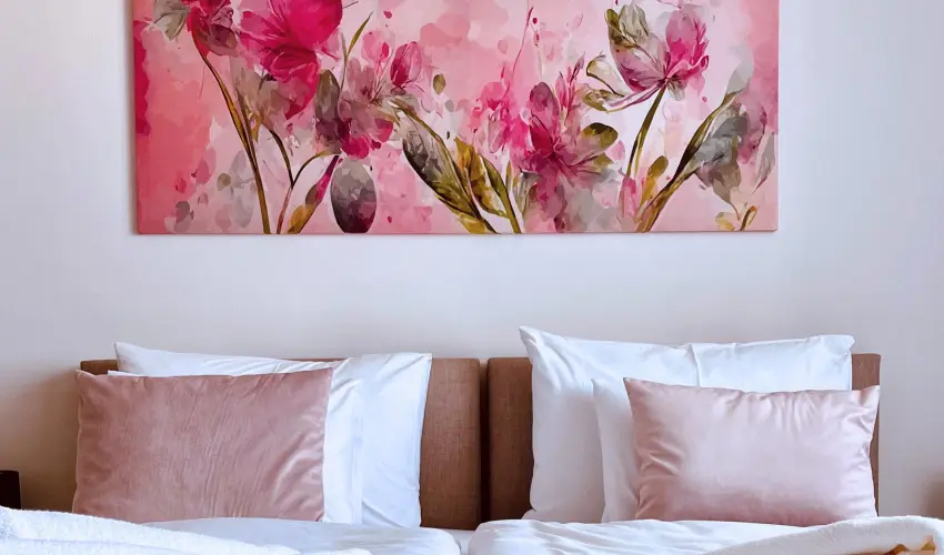 Holdvir�g Hotel S�rv�r - P�nk�sd - teljes el�refizet�ssel