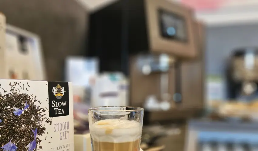 Holdvir�g Hotel S�rv�r - P�nk�sd - teljes el�refizet�ssel