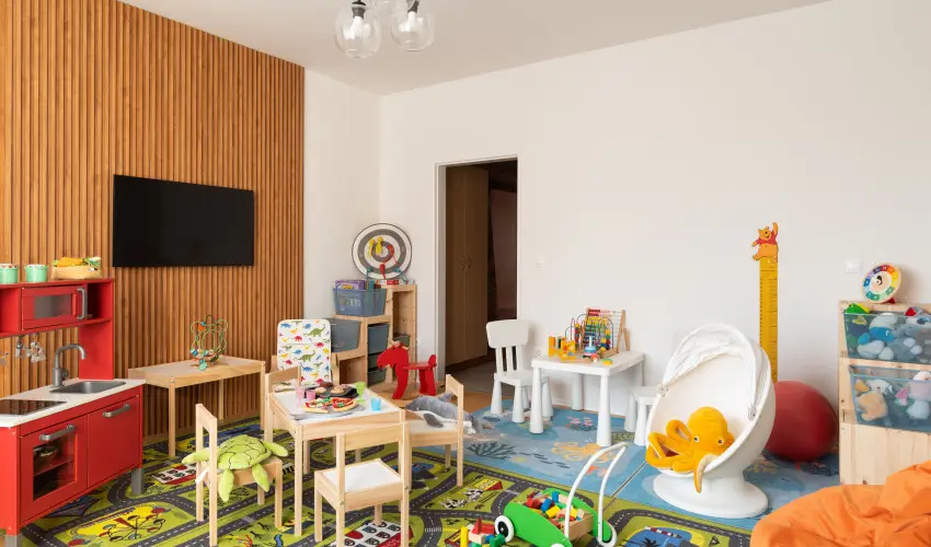 Holdvir�g Hotel S�rv�r - P�nk�sd - teljes el�refizet�ssel