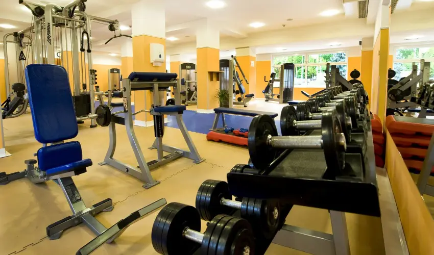 Holiday Beach Budapest Wellness Hotel with Sauna Park Budapest - Pnksd - teljes elrefizetssel